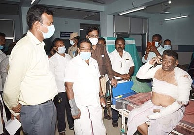 நாகர்கோவில்: டீக்கடையில் தீ விபத்து; 8 பேர் காயம்