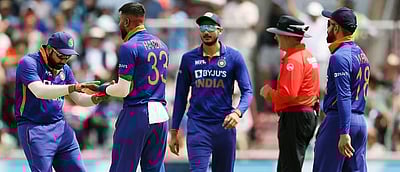 வெள்ளைப் பந்து கிரிக்கெட்: இங்கிலாந்துக்கு எதிராகத் தொடர்ந்து ஆதிக்கம் செலுத்தும் இந்திய அணி