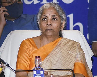 மேலும் 5 ஆண்டுகளுக்கு ஜிஎஸ்டி இழப்பீடு கோரும் மாநிலங்கள்: மக்களவையில் நிதியமைச்சா் தகவல்