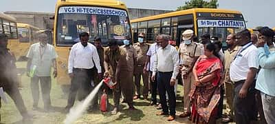 செல்லிடப்பேசியில் பேசியபடி வாகனங்களை இயக்கக் கூடாது: ராணிப்பேட்டை மாவட்ட ஆட்சியர்