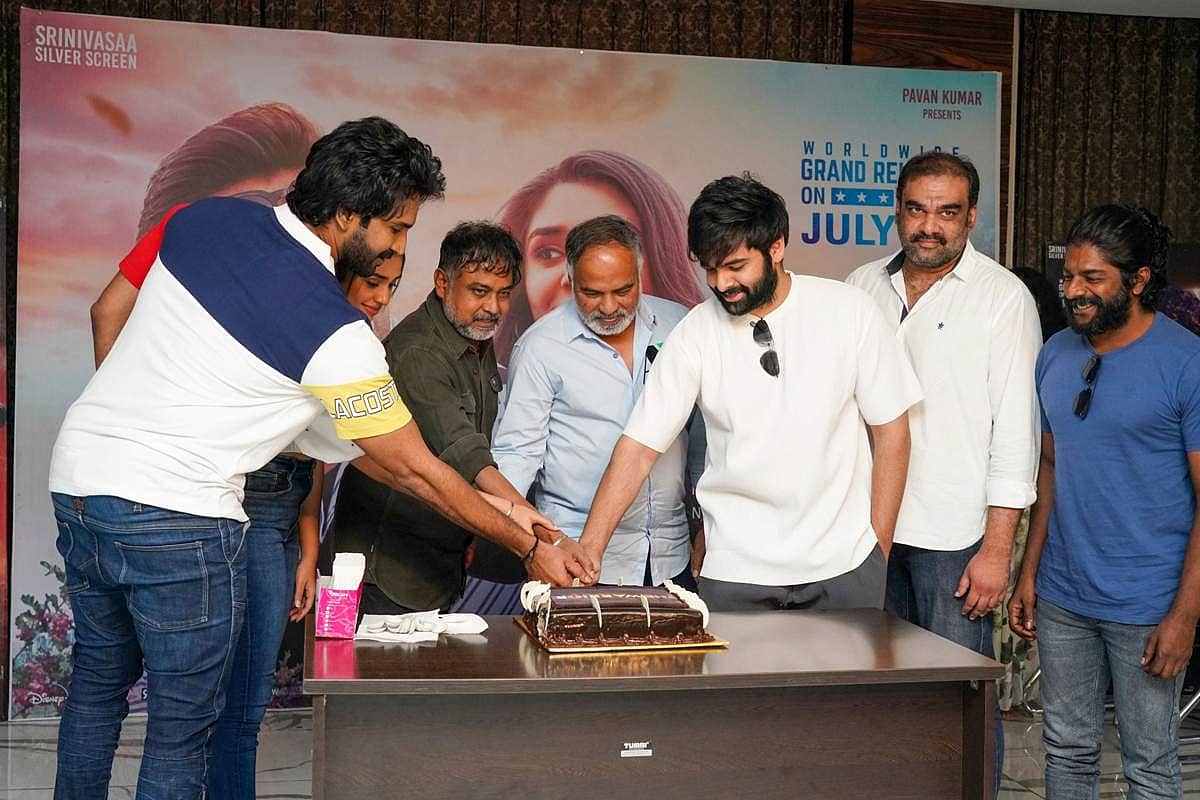 'தி வாரியர்' படத்தின் வெற்றி விழா கொண்டாட்டம் - புகைப்படங்கள்