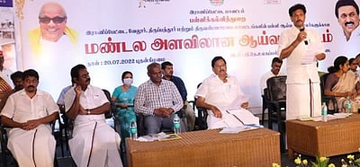 மாணவா்களுக்கு தனியாா் பள்ளிகள் மன அழுத்தம் தர வேண்டாம்: அமைச்சா் அன்பில் மகேஸ் பொய்யாமொழி