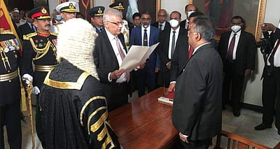 இலங்கை அதிபராக பதவியேற்றார் ரணில் விக்கிரமசிங்க