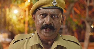 ''பணத் தேவை இருந்தது, பணத்துக்காகதான் இப்படி பண்ணேன்'' - ரசிகர்களிடம் மன்னிப்புக்கேட்ட நடிகர்