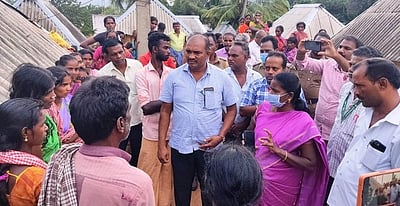 நிறைமாத கா்ப்பிணிக்கு நடுவழியில் பிரசவம்:  தாய், ஆண் சிசு உயிரிழப்பு