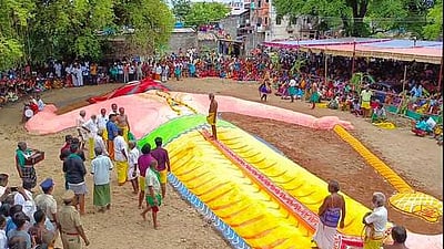 சோத்துப்பாக்கம் திரௌபதியம்மன் கோயிலில் துரியோதனன் படுகளம்