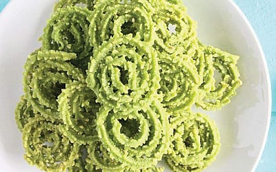 பாலக் முறுக்கு