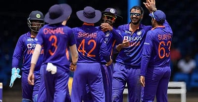 பாகிஸ்தான் சாதனையை முறியடித்த இந்திய அணி 