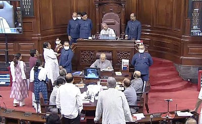 மாநிலங்களவை: திமுக எம்.பி.க்கள் உள்பட 19 பேர் இடைநீக்கம்