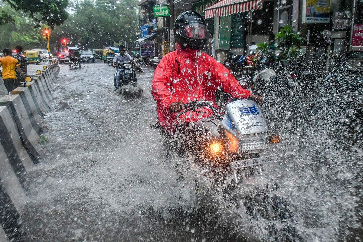 ஜோத்பூரில் வெள்ளம்: ரயில்கள் ரத்து, பள்ளிகள் மூடல்