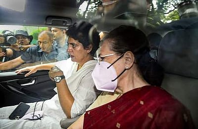 சோனியா காந்தியிடம் 6 மணி நேரம் விசாரணை: நாளையும் ஆஜராக உத்தரவு