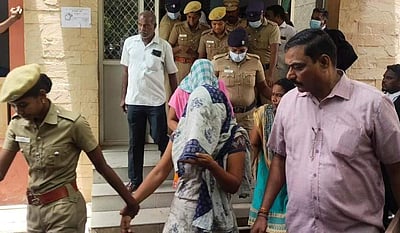 மாணவி ஸ்ரீமதி மர்ம மரணம்: கொலையா? தற்கொலையா?