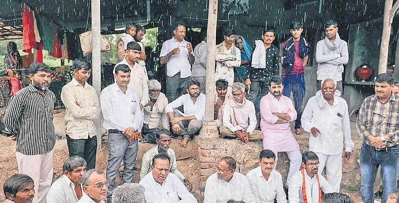 கள்ளச்சாராயம் குடித்த 40 பேர் பலி: அவர்கள் குடித்தது என்ன தெரியுமா?