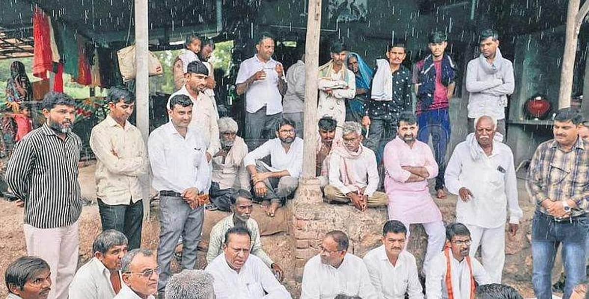 கள்ளச்சாராயம் குடித்த 40 பேர் பலி: அவர்கள் குடித்தது என்ன தெரியுமா?