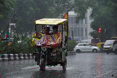 தில்லியில் கனமழை - புகைப்படங்கள்