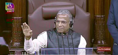 மாநிலங்களவையில் இருந்து மேலும் 3 எம்.பி.க்கள் இடைநீக்கம்