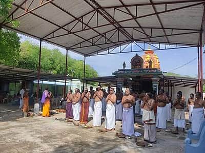 ஆடி அமாவாசை: மானாமதுரை, திருப்புவனம் பகுதிகளில் முன்னோர்களுக்கு தர்ப்பண வழிபாடு