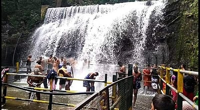 சுருளி அருவியில் குளிக்கத் தடை: பக்தர்கள் அதிர்ச்சி