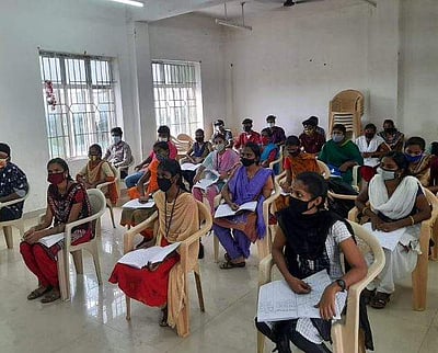 4 லட்சம் பேர் விண்ணப்பம்: அரசுக் கல்லூரிகளில் சேர ஆர்வம் காட்டும் மாணவர்கள்! ஏன்?