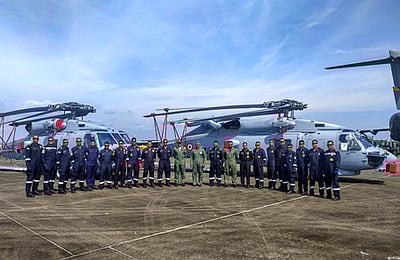 இந்திய கடற்படையில் மேலும் இரு அமெரிக்கத் தயாரிப்பு ஹெலிகாப்டா்கள்