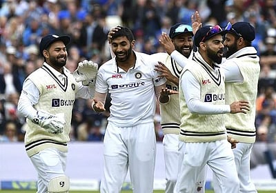 கடைசி டெஸ்டின் இரண்டாம் நாள்