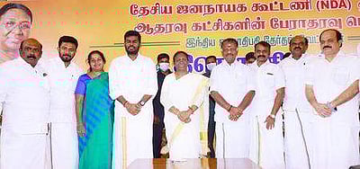 திரௌபதி முா்முவுக்கு ஓபிஎஸ், இபிஎஸ் தனித்தனியாக ஆதரவு