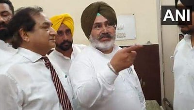 அவமானப்படுத்திய பஞ்சாப் அமைச்சர்: ராஜிநாமா செய்த மருத்துவ பல்கலை துணைவேந்தர்