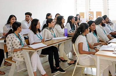 உளவியல் படிப்புகளுக்கான தேவை அதிகரிப்புக்கு இதுதான் காரணமா.. ? 