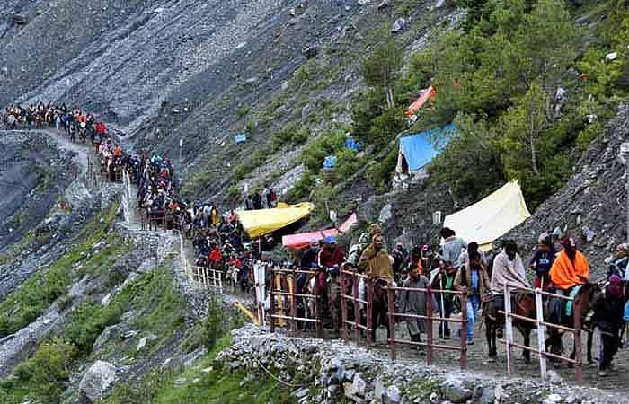 மோசமான வானிலை: அமர்நாத் யாத்திரை தற்காலிகமாக நிறுத்தம்