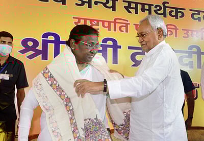 குடியரசுத் தலைவா் தோ்தலில்திரெளபதி முா்மு எளிதில் வெல்வாா்: நிதீஷ்குமாா்