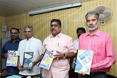 புதுவையில் சென்டாக் மாணவர் சேர்க்கை விண்ணப்பம் விநியோகம்