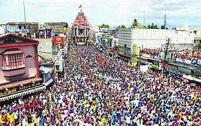 நெல்லையப்பா் கோயில் ஆனித் தேரோட்டம்: உள்ளூா் விடுமுறை அறிவிப்பு