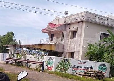 வலங்கைமானில் அதிமுகவினர் வீடுகளில் லஞ்ச ஒழிப்புத்துறை அதிகாரிகள் சோதனை