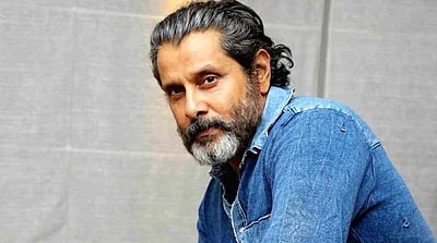 வதந்திகளுக்கு முற்றுப்புள்ளி வைக்க ரசிகர்கள் முன் நேரில் தோன்றவிருக்கும் விக்ரம் - எங்க தெரியுமா?