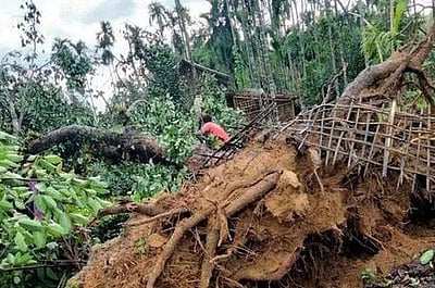 அசாம் வெள்ளம்: மத்திய அரசின் உதவியை நாடும் முதல்வர் 