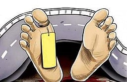 வாகனம் மோதியதில் முதியவா் உயிரிழப்பு