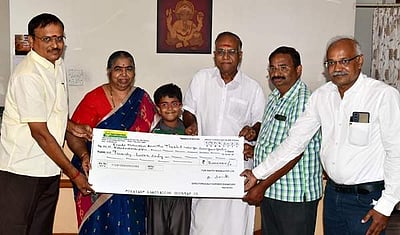 சக்தி மசாலா சார்பில் பேடியா ஹால்: கட்டட நிதியாக ரூ.25 லட்சம் நன்கொடை