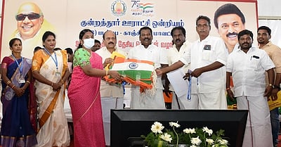 சுதந்திர தினவிழாவை சிறப்பாக கொண்டாடும் ஊராட்சிக்கு ரூ.10 லட்சம்: அமைச்சா் தா.மோ.அன்பரசன்