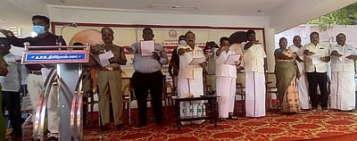 ஒட்டன்சத்திரம் அரசு பள்ளியில் போதை பொருள் விழிப்புணா்வு உறுதிமொழி ஏற்பு: அர.சக்கரபாணி