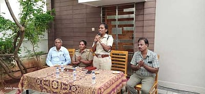 விருதுநகரில் முதியோா் பாதுகாப்பு விழிப்புணா்வு