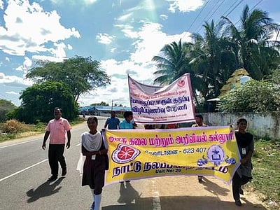 திருவாடானையில் போதைப் பொருள் தடுப்பு விழிப்புணா்வுப் பேரணி