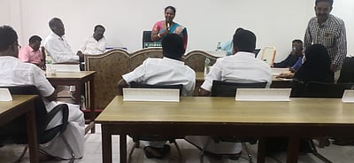 ஆா்.எஸ்.மங்கலம் ஊராட்சி ஒன்றியக் குழு கூட்டம்