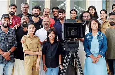 10 ஆம் வகுப்பு மாணவி இயக்கும் படம் - ஹீரோ யார் தெரியுமா ?