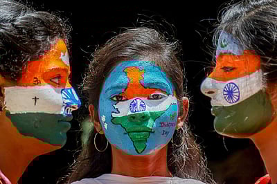 75-வது சுதந்திர தின விழா ஒத்திகை அணிவகுப்பு - புகைப்படங்கள்