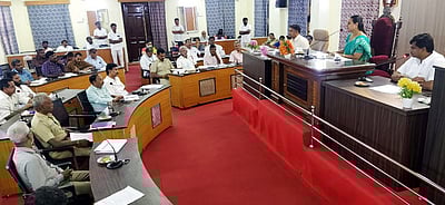 பறிமுதல் செய்யும் கால்நடைகள் இனி திருப்பித் தரப்பட மாட்டாது: காஞ்சிபுரம் மாநகராட்சி ஆணையா்