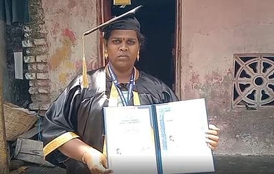 பத்தாவது படித்து டாக்டர் பட்டம் பெற்ற திருநங்கை