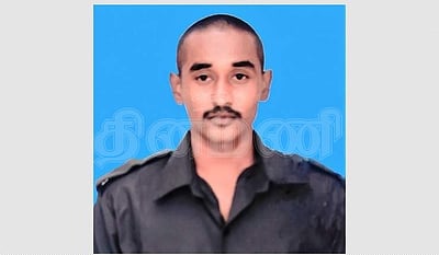 ராணுவ வீரர் லட்சுமணன் உடல் மதுரை விமான நிலையம் வந்தது