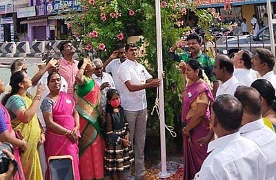 காங்கயம் நகராட்சி அலுவலகத்தில் சுதந்திர நாள் விழா