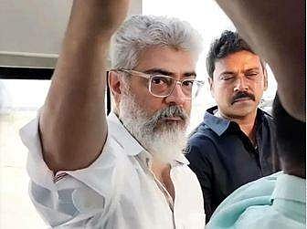 சென்னை விமான நிலையத்தில் நடிகர் அஜித் குமார் (விடியோ)