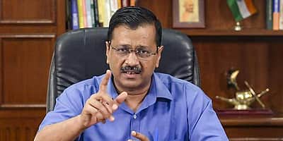 சுகாதாரம், கல்வியை மேம்படுத்த மத்திய அரசுடன் இணைந்து பணியாற்றத் தயார்: கேஜரிவால்